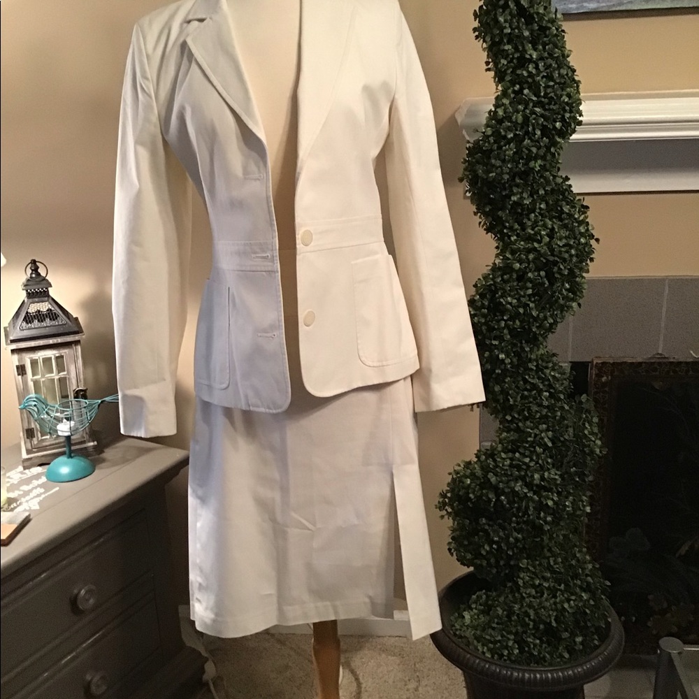 Banana Republic suit. Size 10